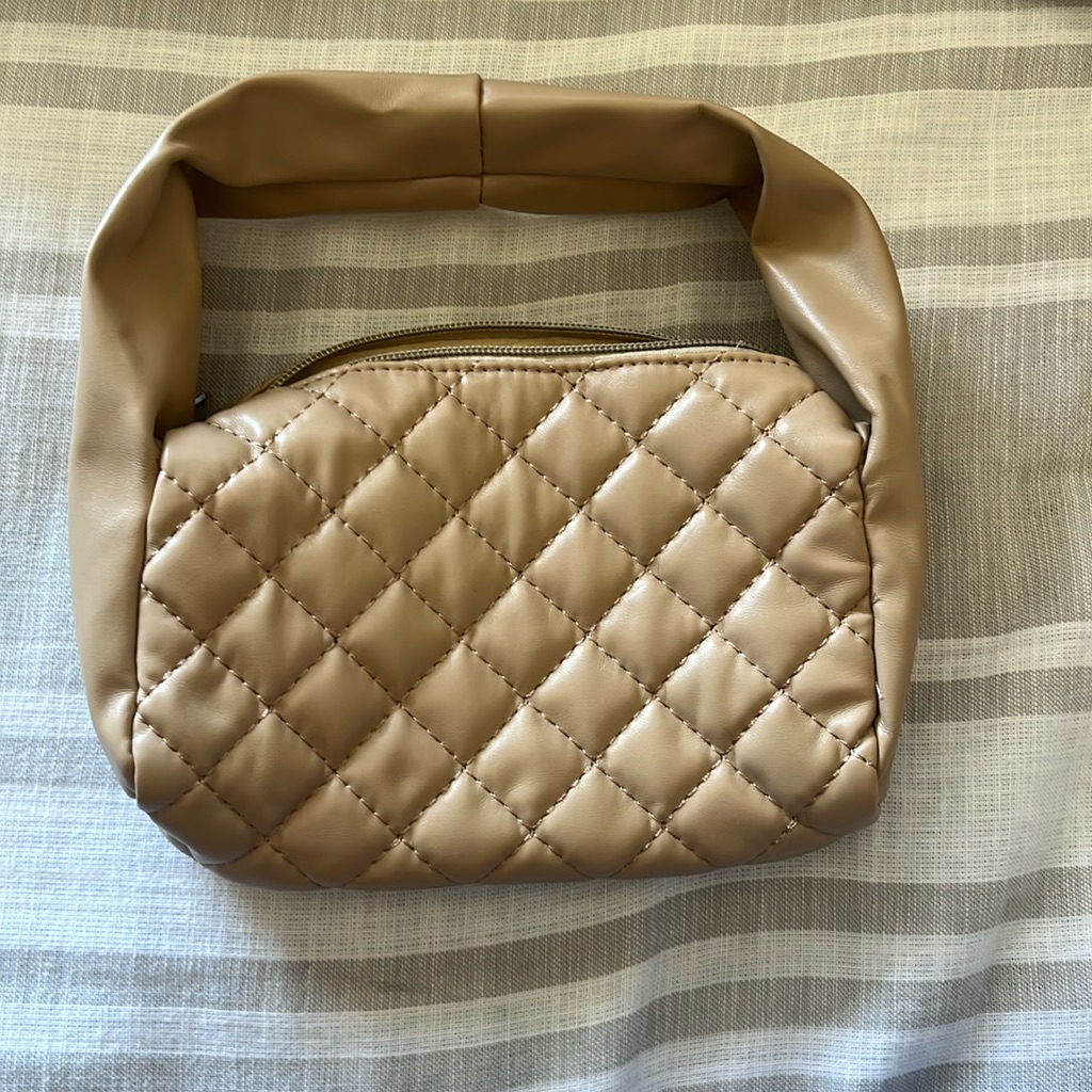No Brand Small Make Up Bag No Brand Small Make Up Bag